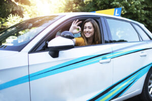 Green Star Driving School offers year-round classes in Toronto, providing flexible scheduling for all seasons